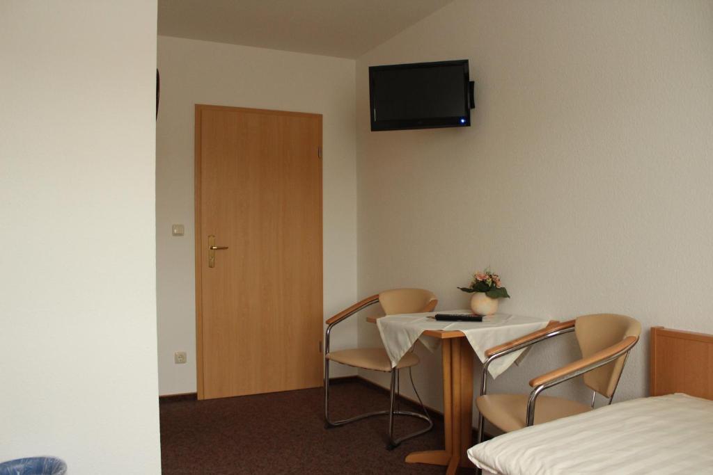 Pension Garni Zum Felsenkeller Nordhausen Room photo